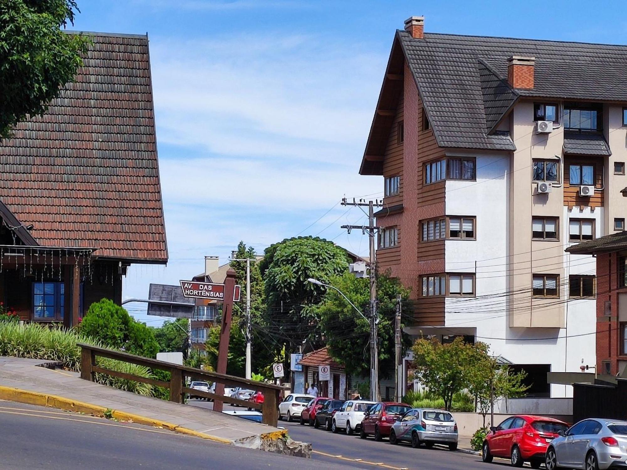 Solar Da Encosta 305 - Espaco E Conforto No Centro Gramado Kültér fotó